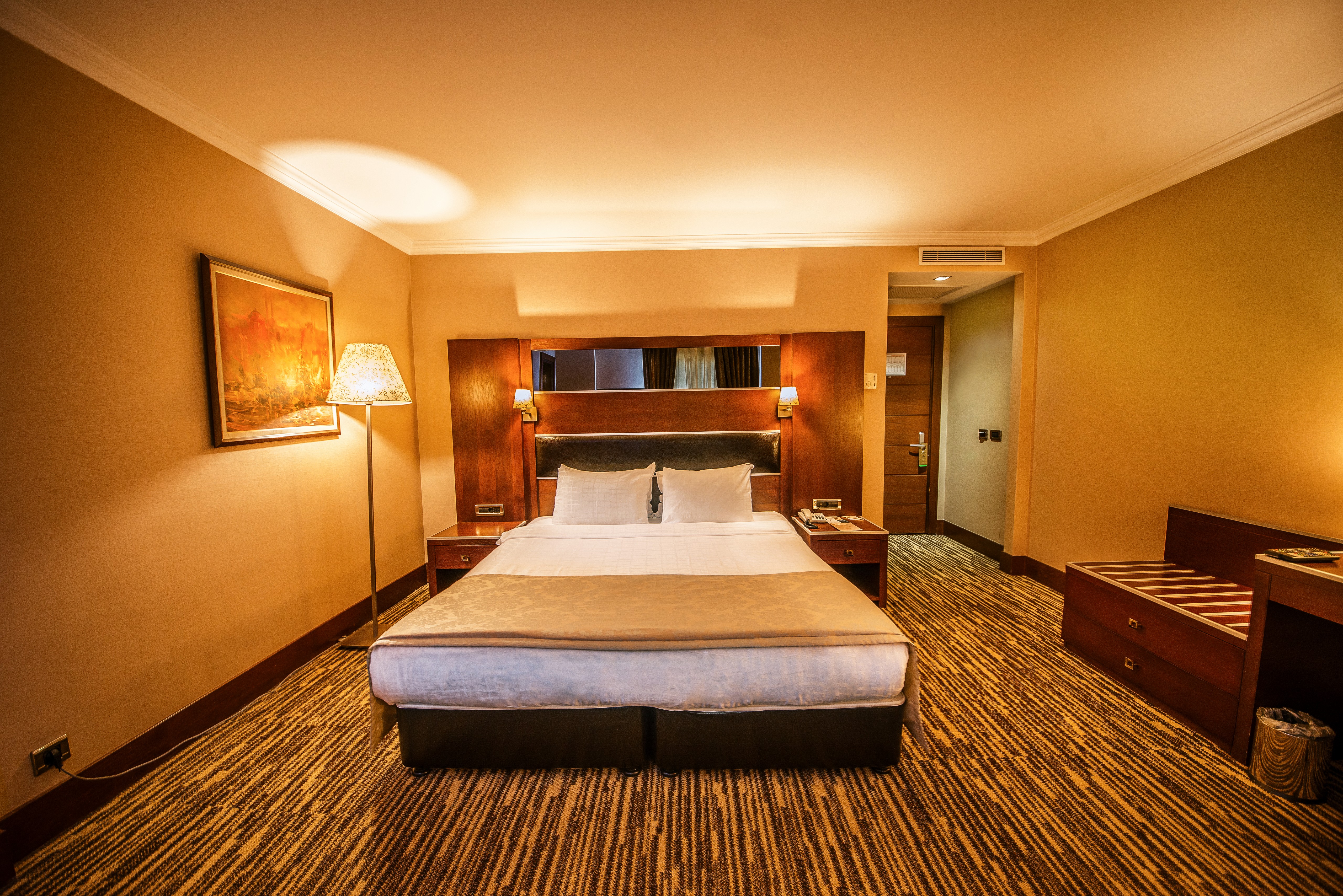 Dream Hill Business Deluxe