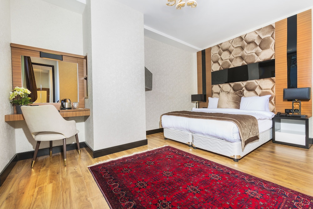Eastanbul Suite
