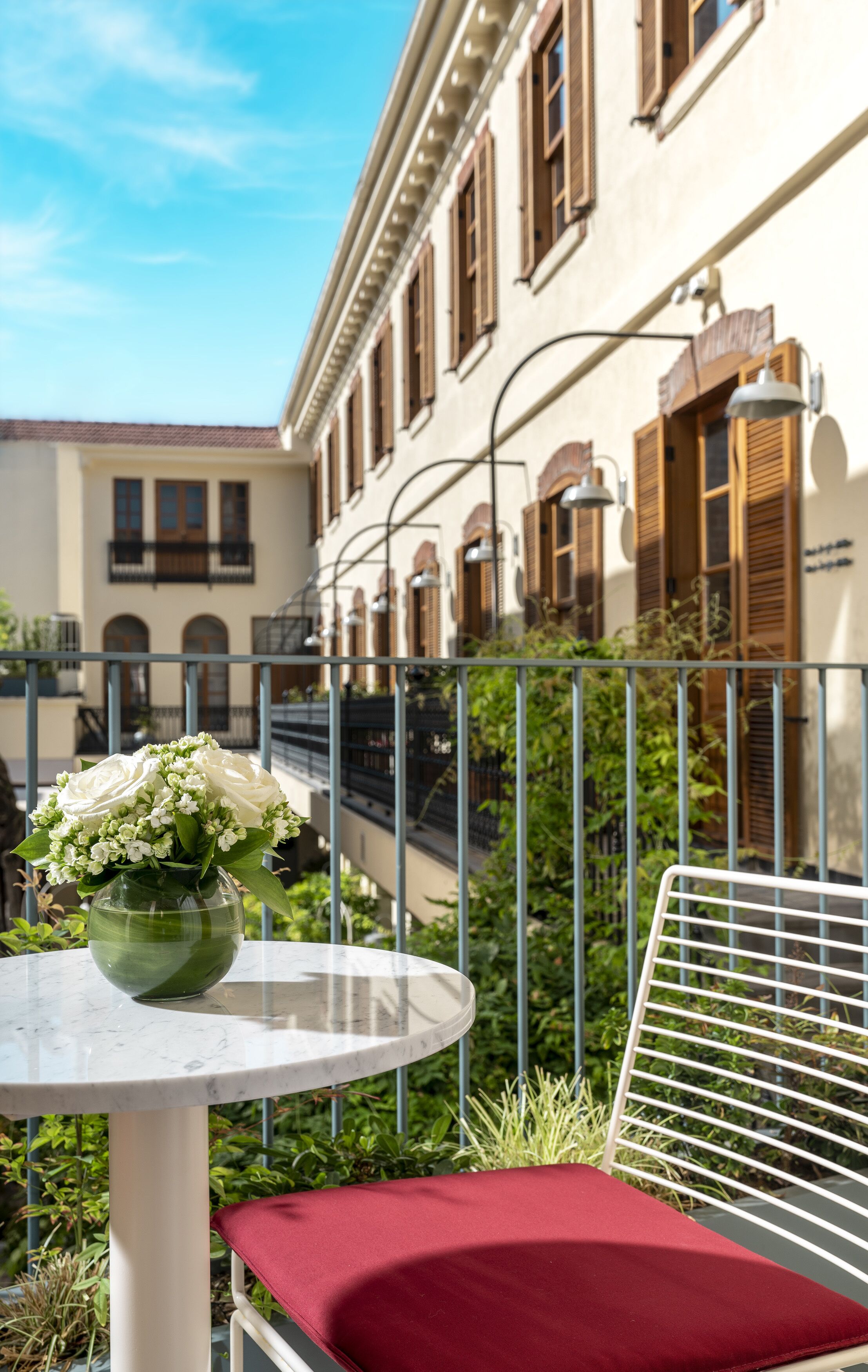 Ecole St. Pierre Hotel