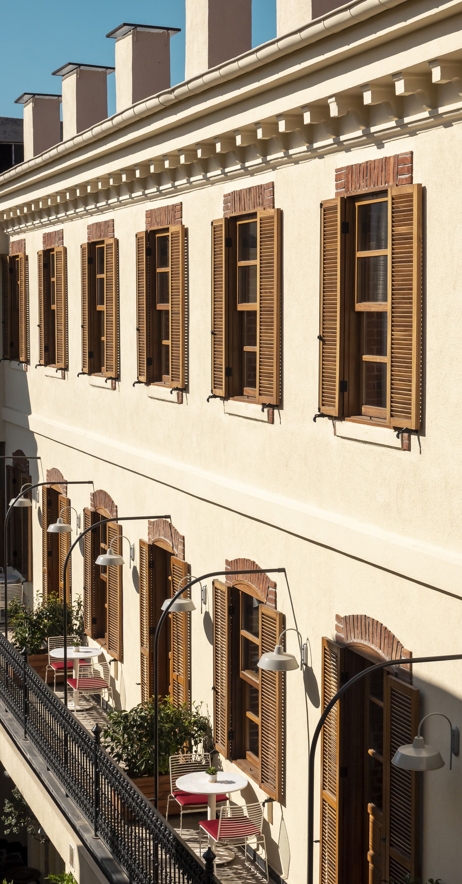 Ecole St. Pierre Hotel