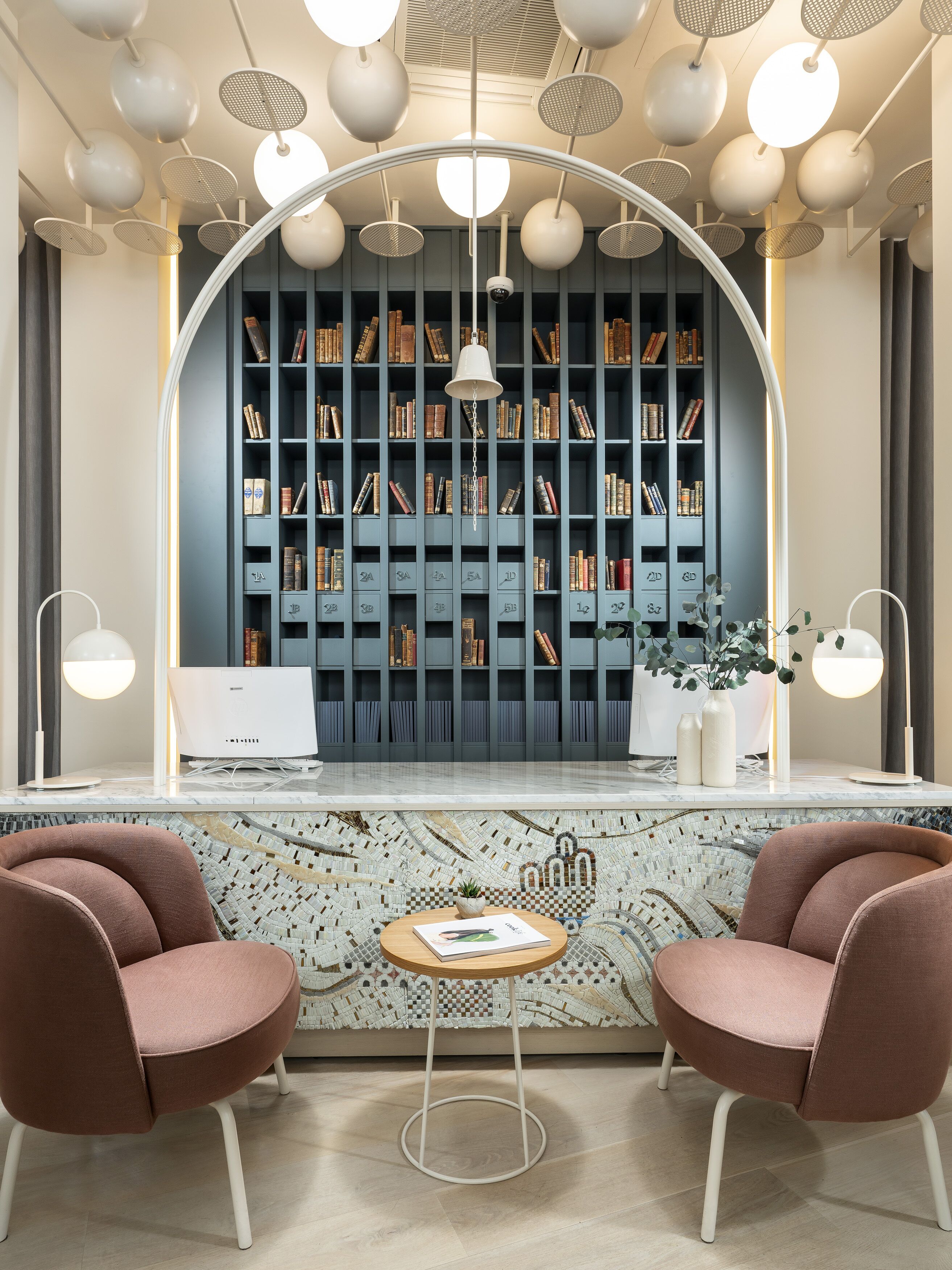 Ecole St. Pierre Hotel