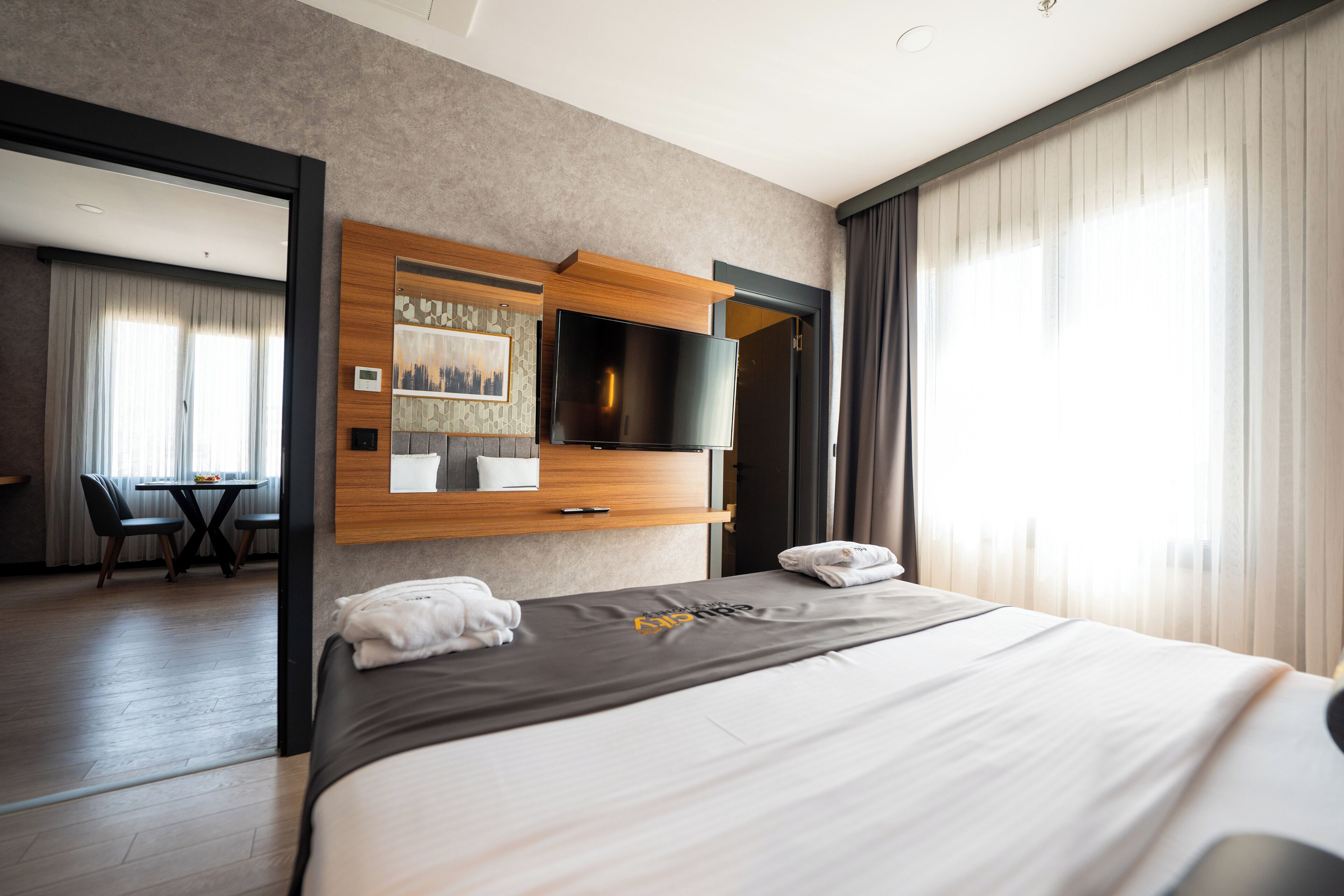 Educity Suit & Hotels