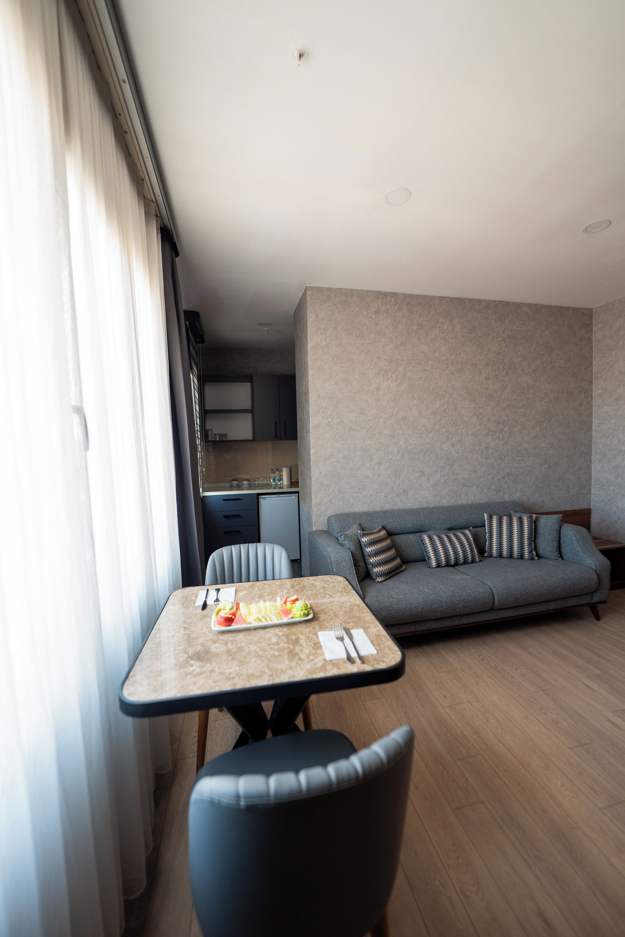 Educity Suit & Hotels