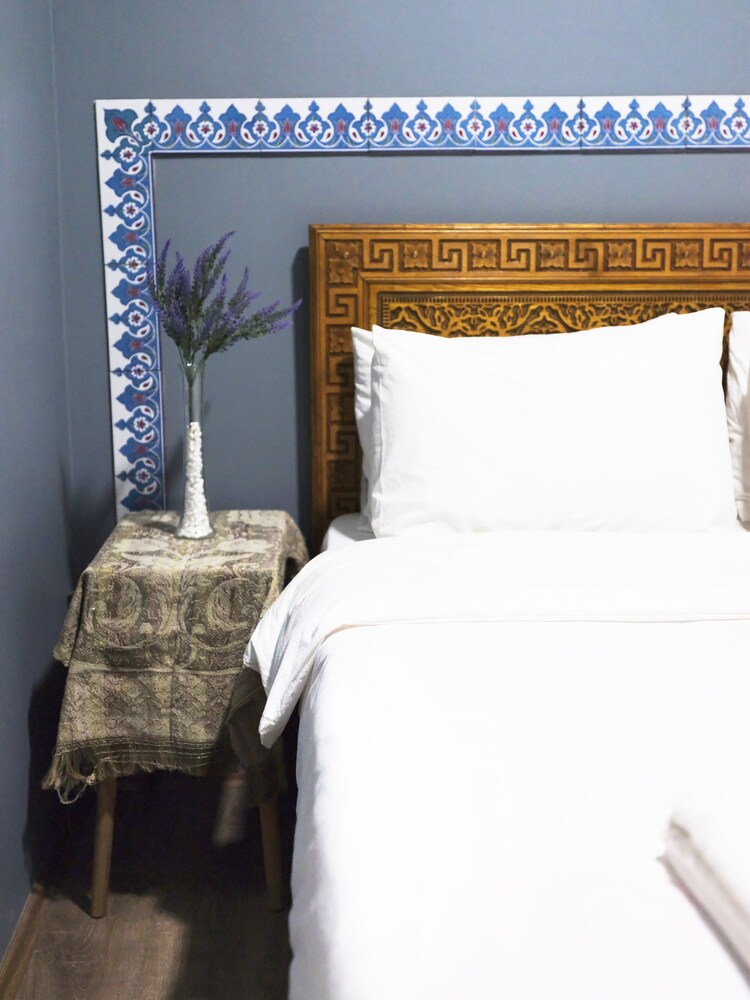 Elele Boutique Apart