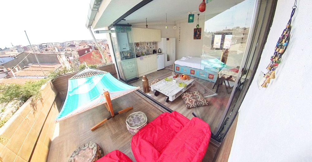 Elele Boutique Apart