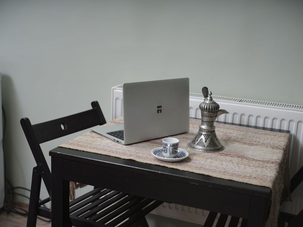 Elele Boutique Apart