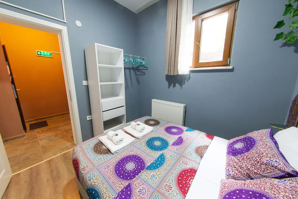 Elele Boutique Apart