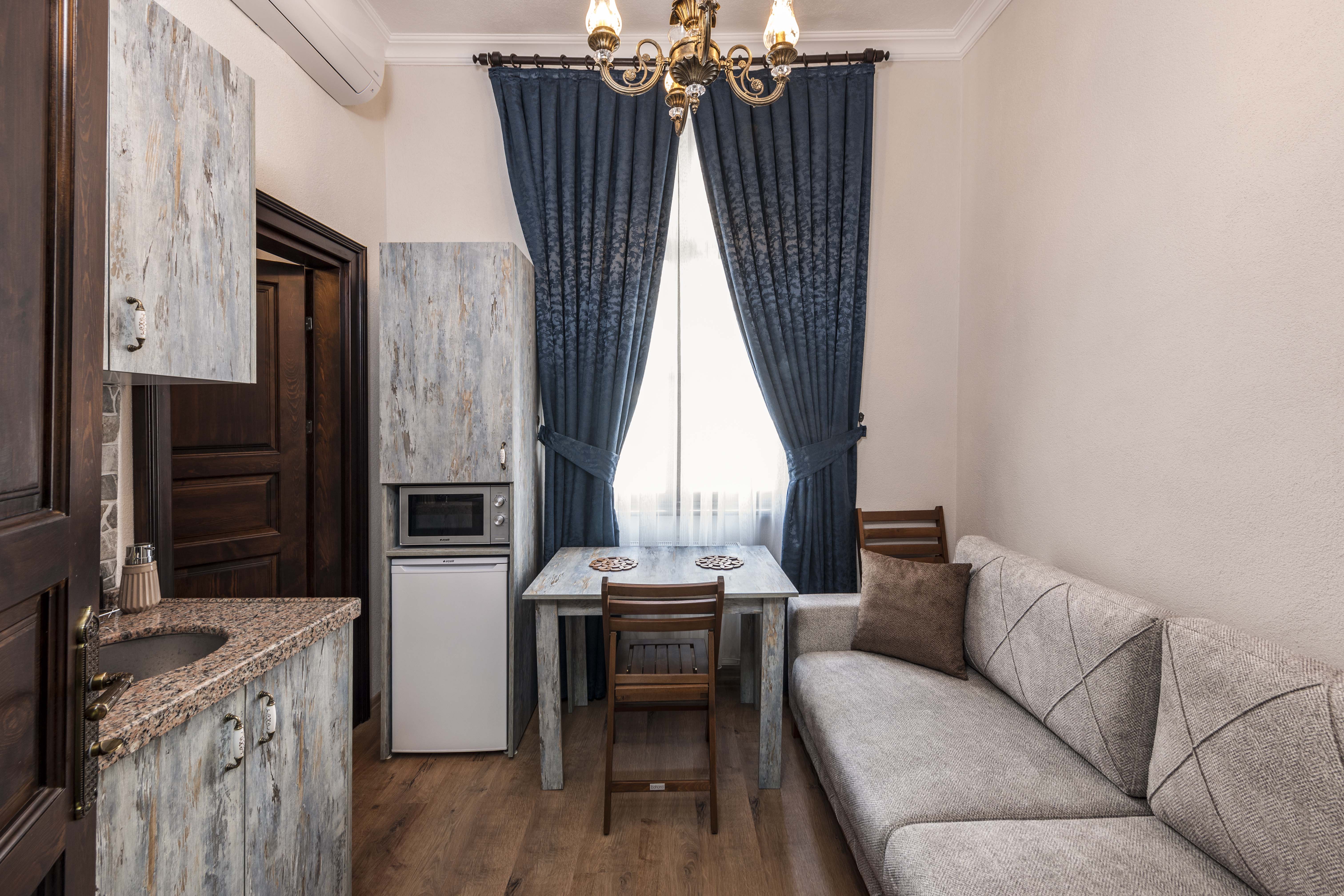 Element Garden Hotel