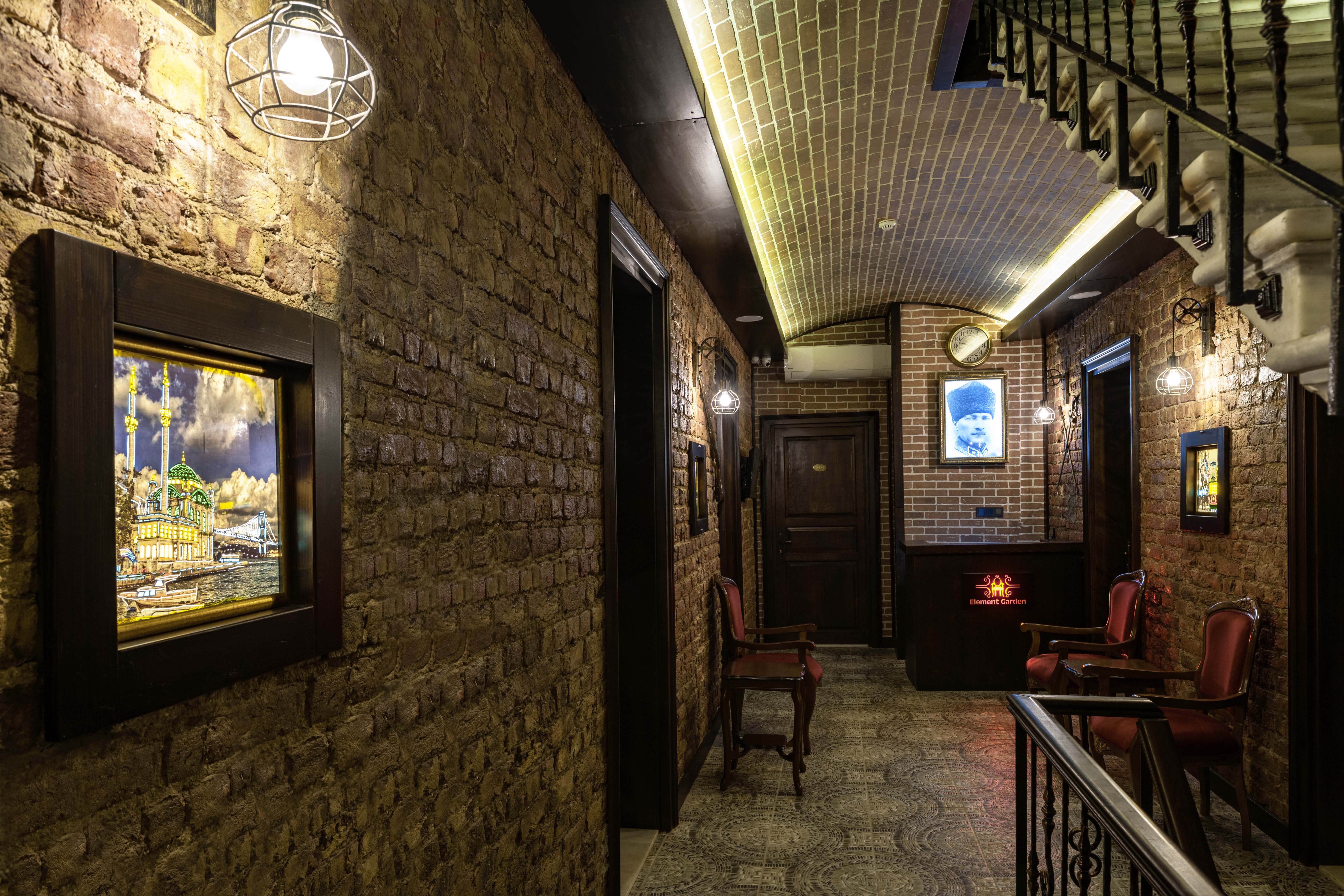 Element Garden Hotel