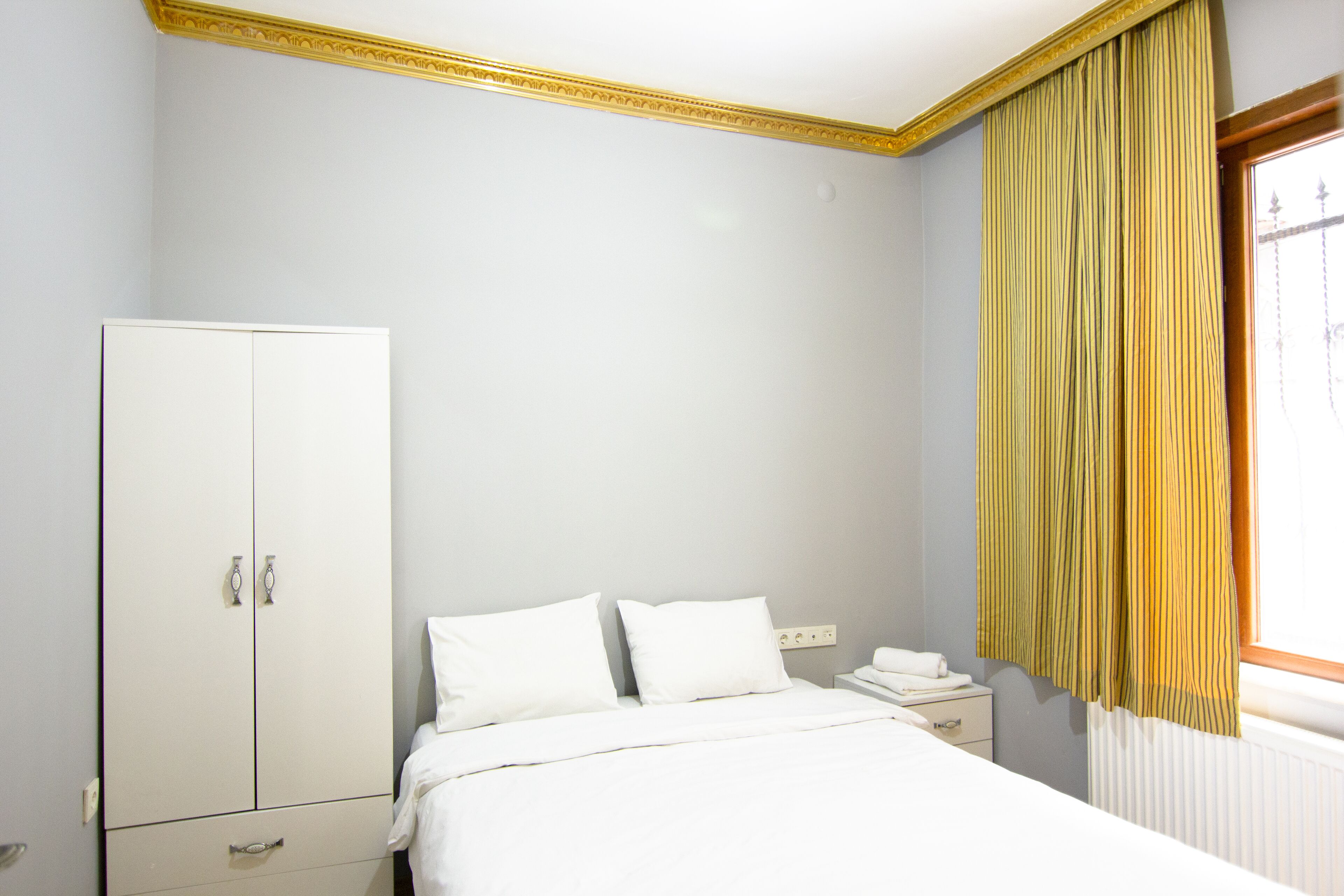 Elpida Boutique