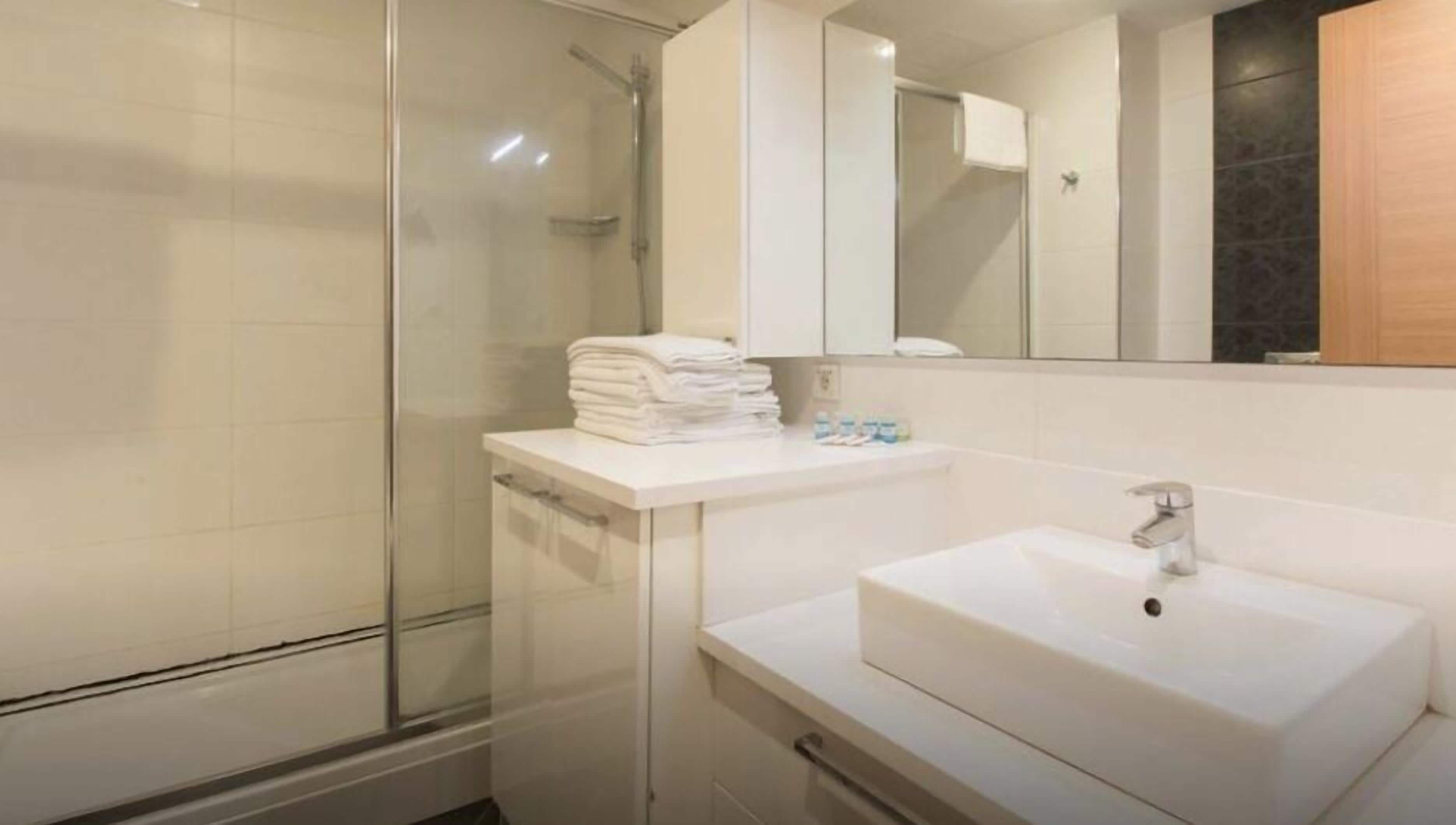 Elysium Residence Taksim by CTS