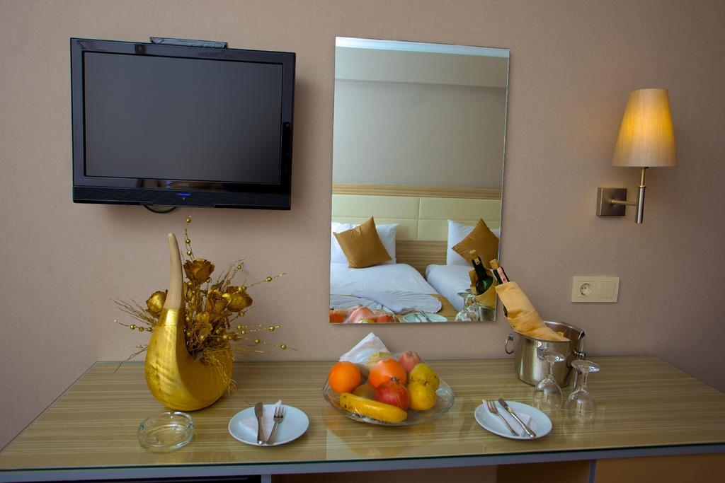 Emin Hotel