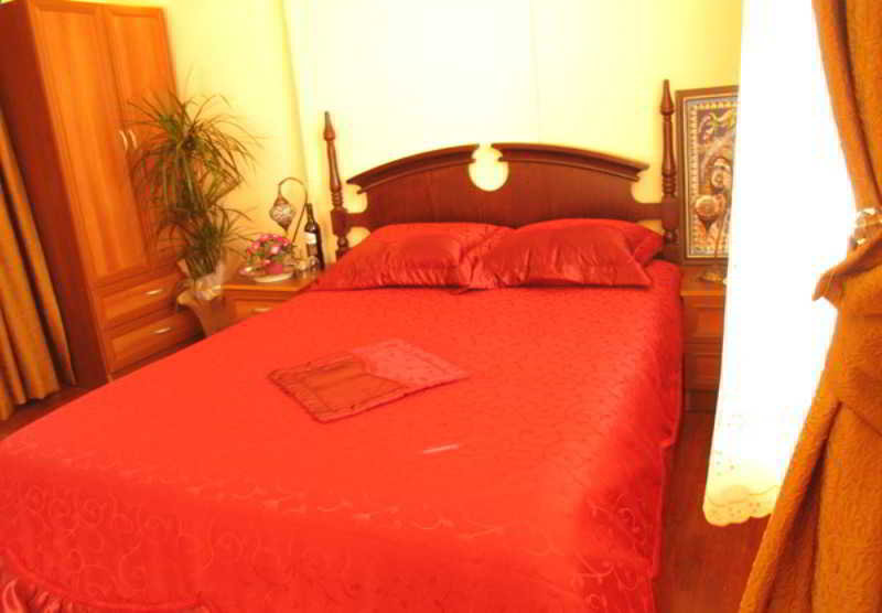 Emmasaray Hotel