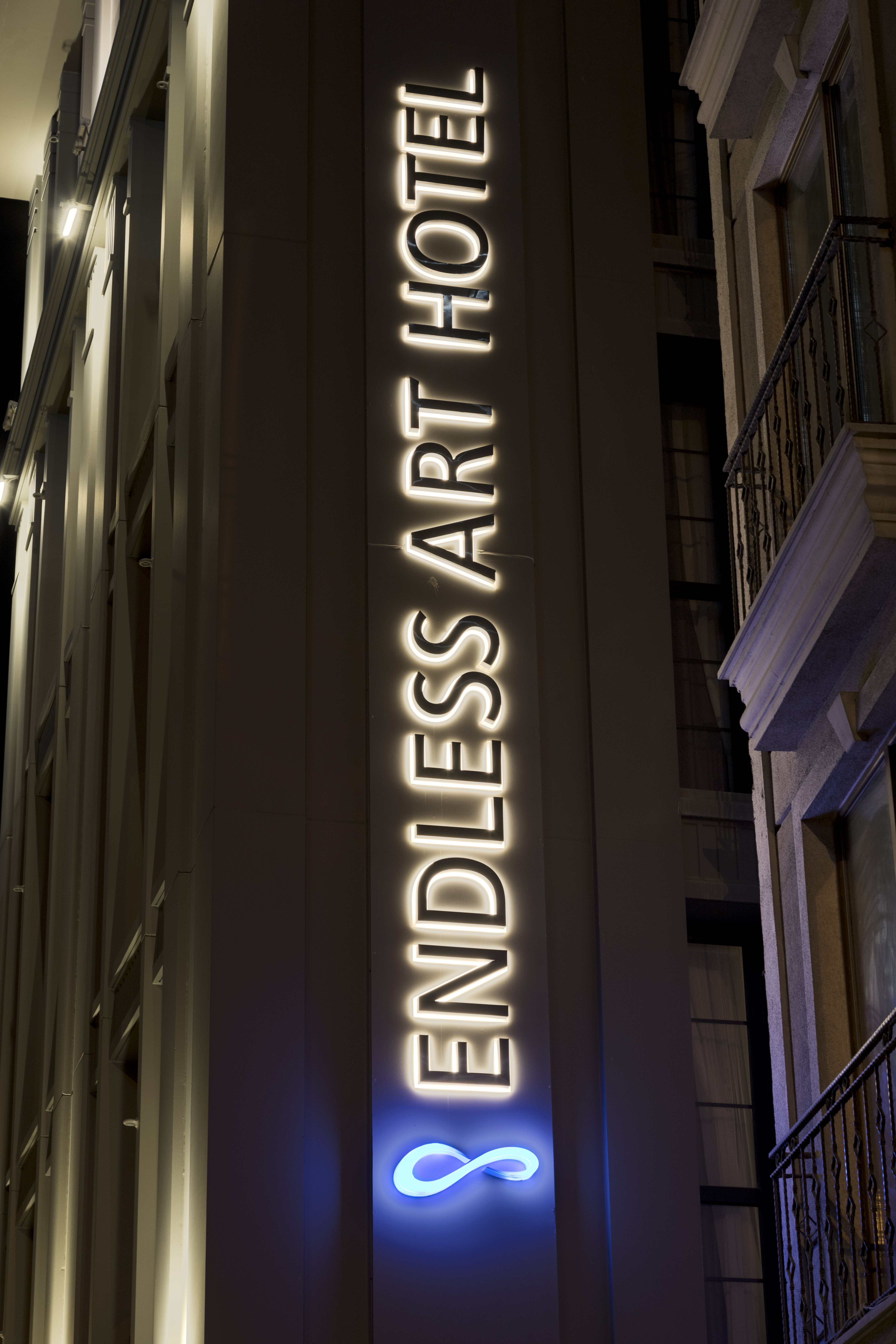 Endless Art Taksim