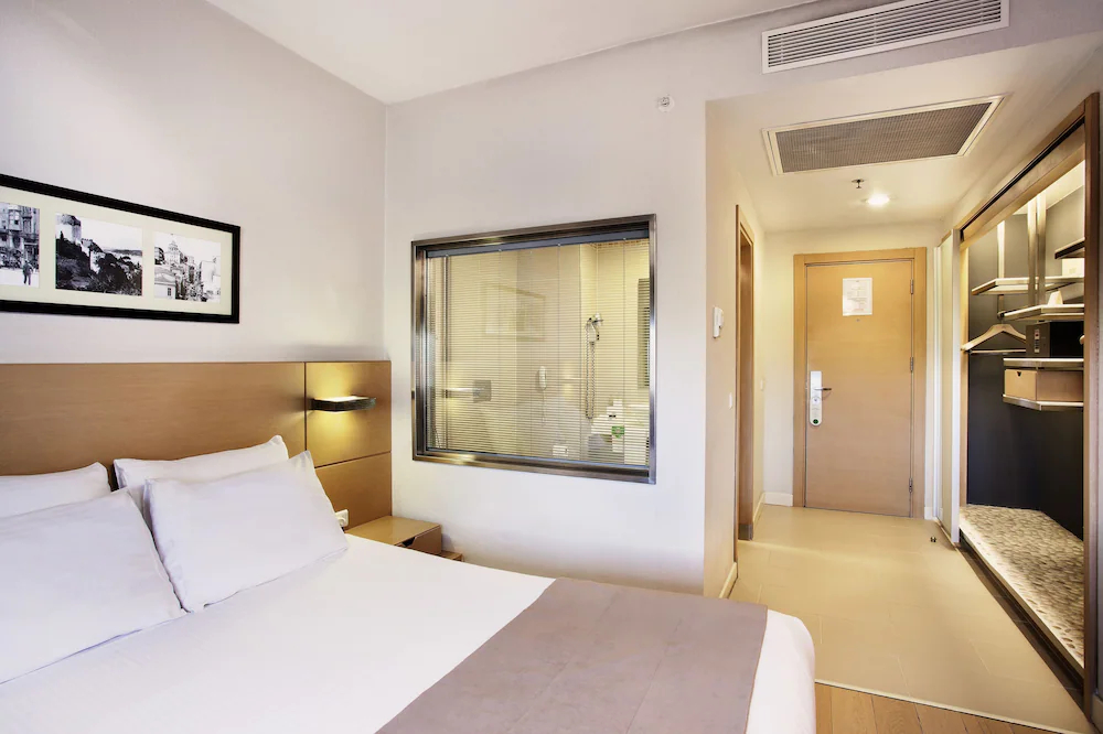 Eresin Taxim Premier