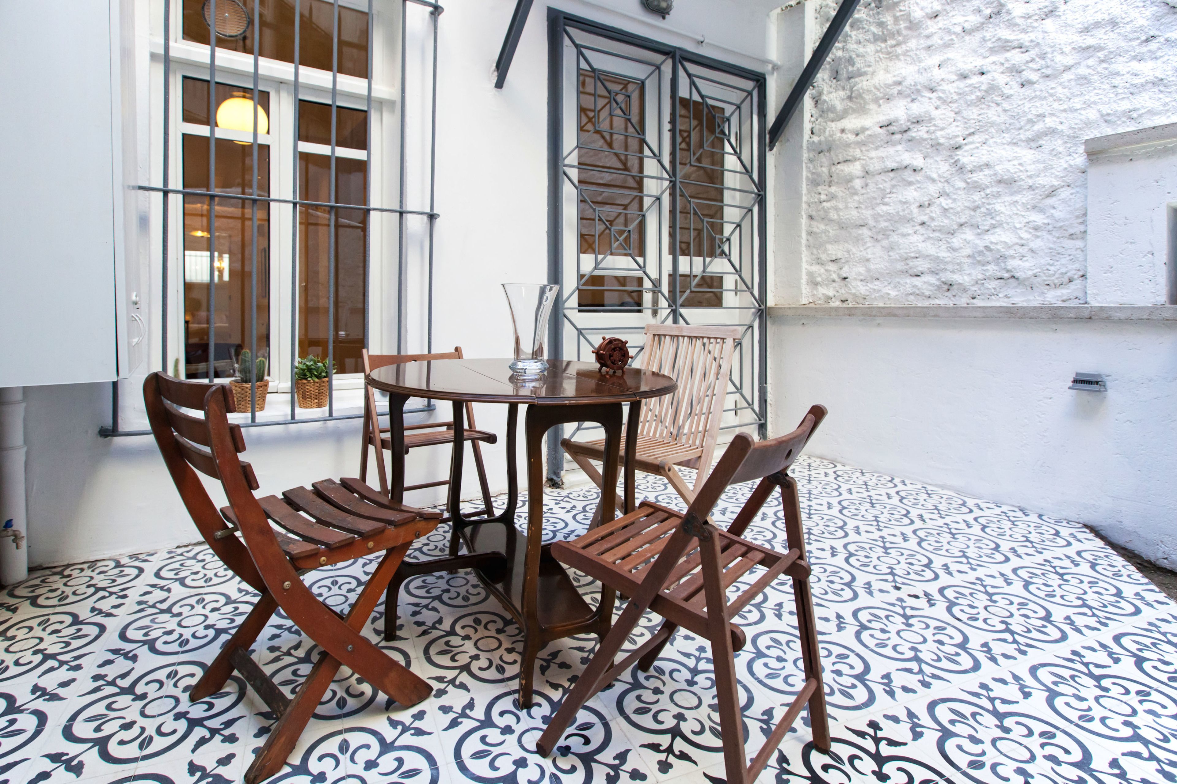 Ev Apartments Garden Eden