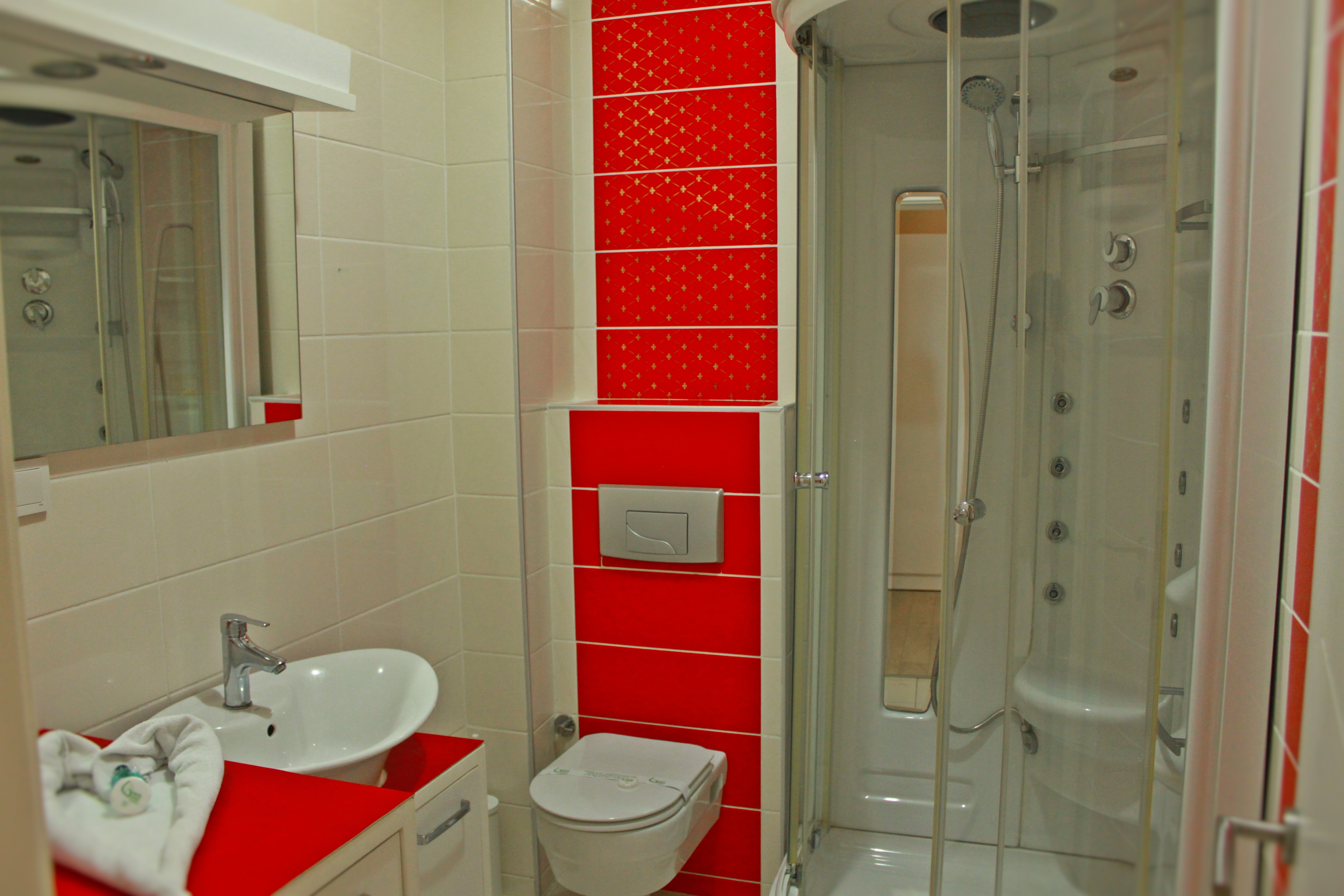 Expoist Hotel
