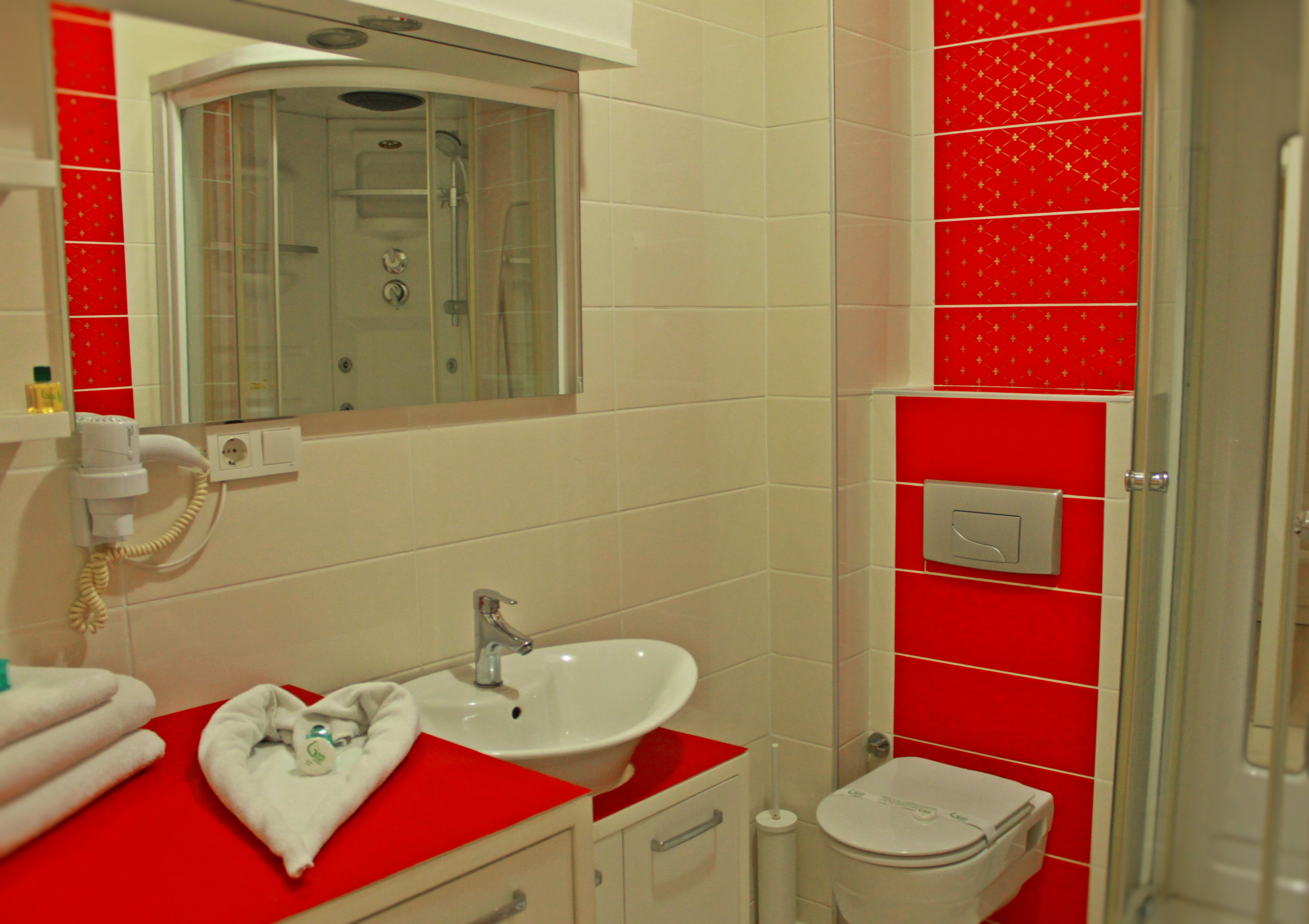Expoist Hotel
