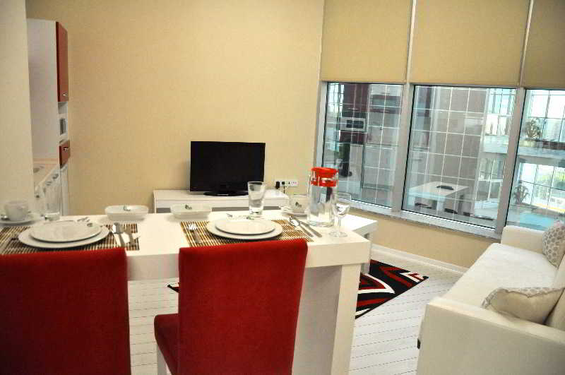 Expoist Hotel