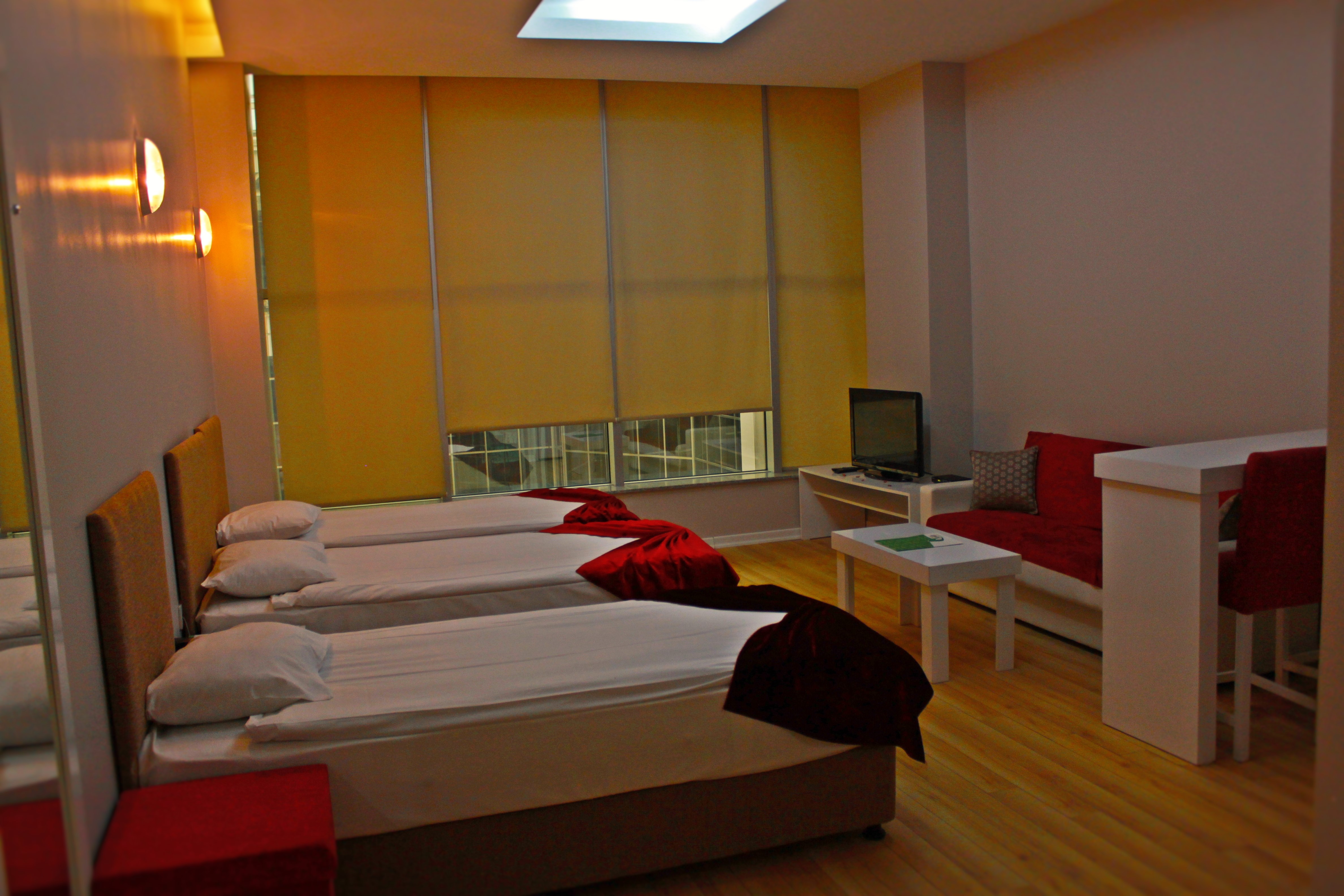 Expoist Hotel