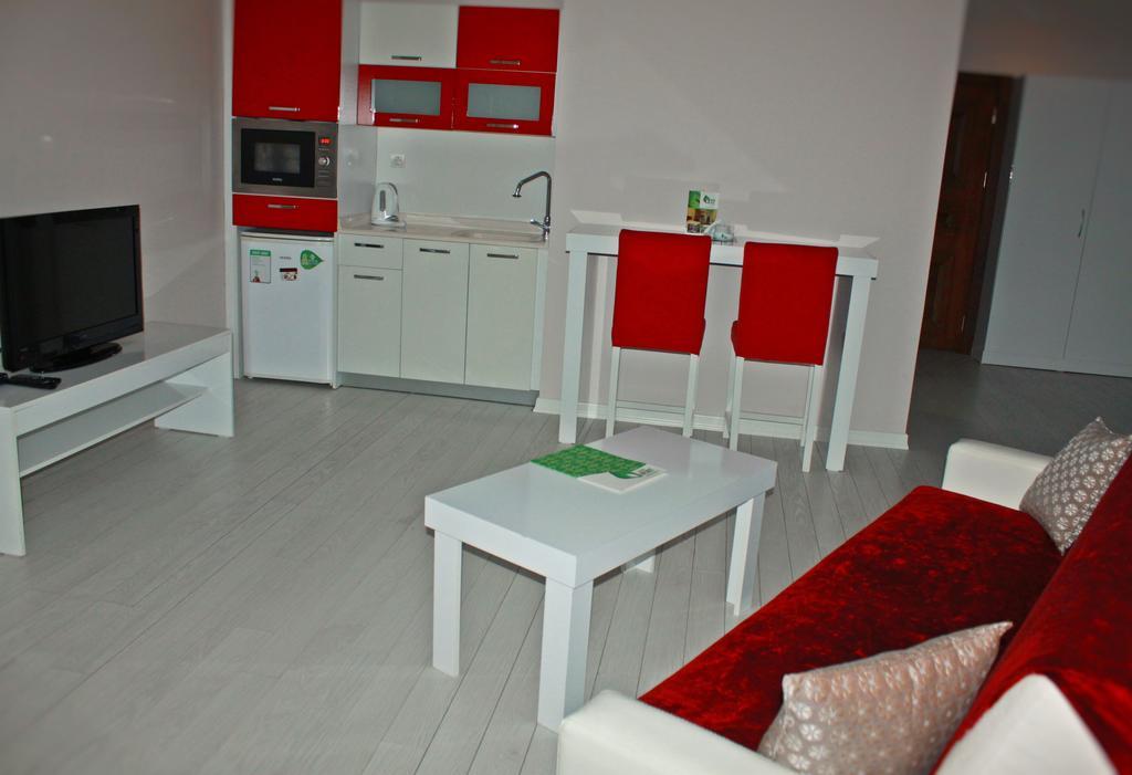 Expoist Hotel