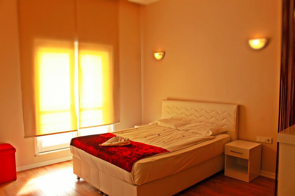 Expoist Hotel