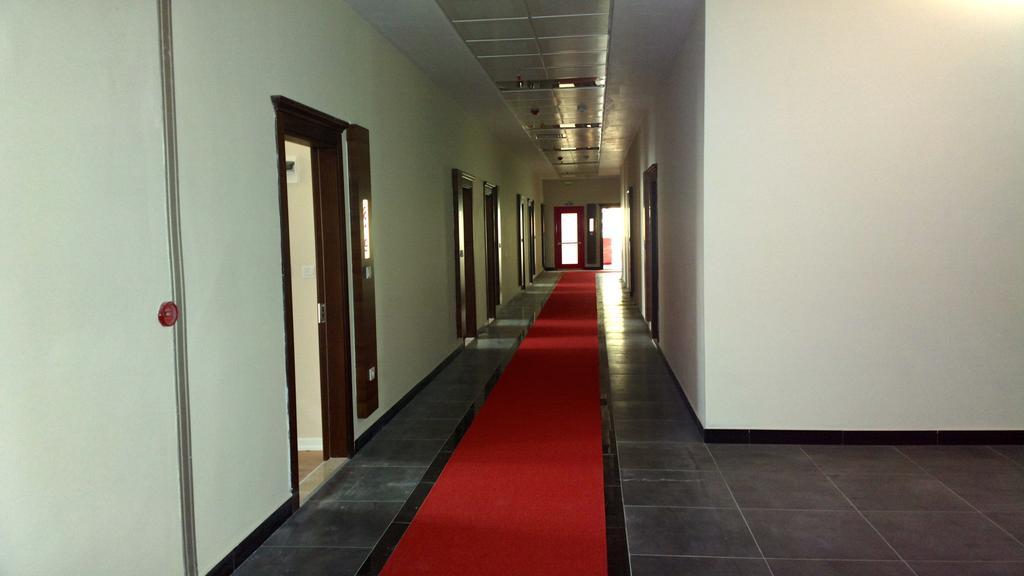 Expoist Hotel