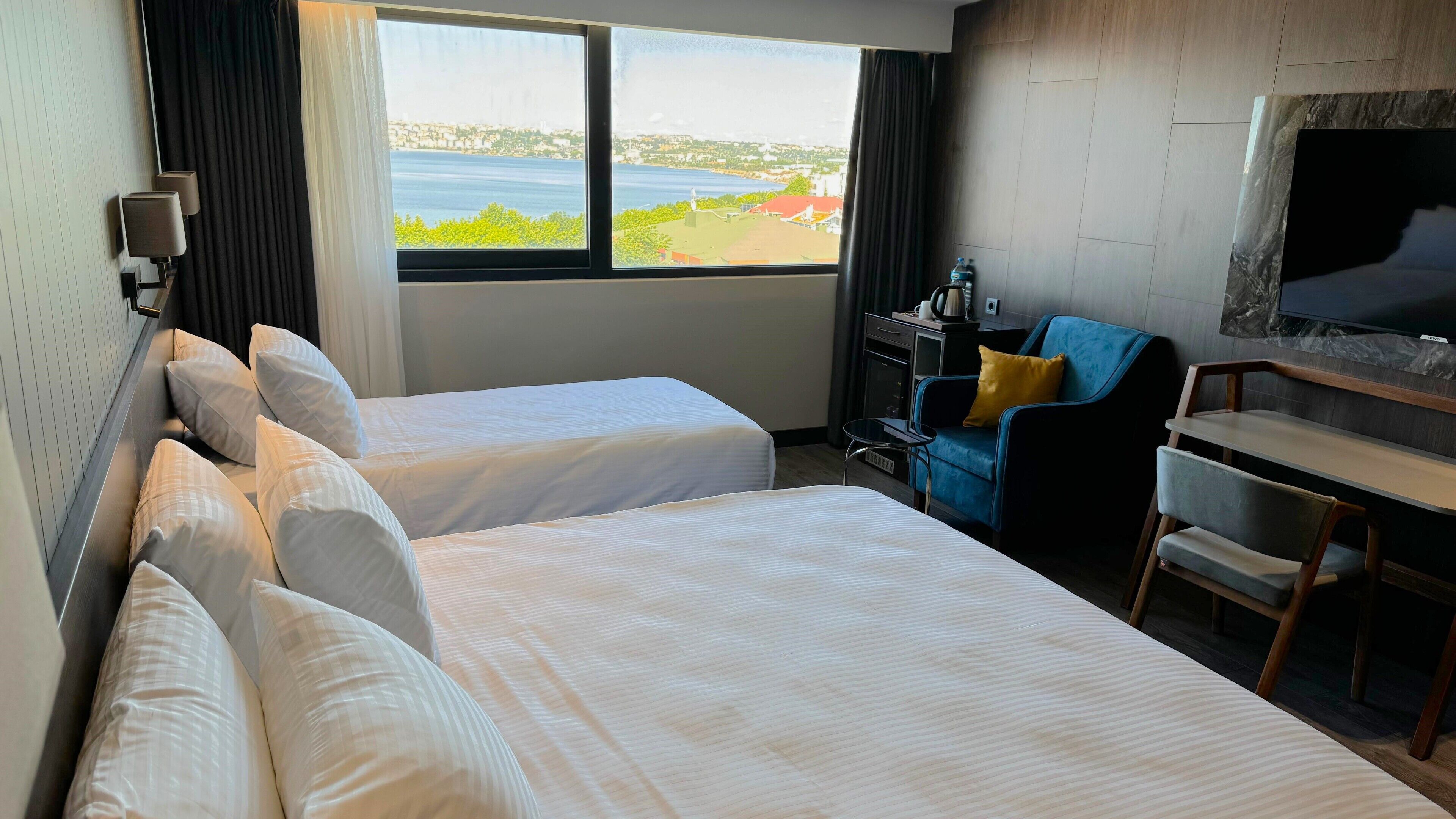 Ezkar Hotel