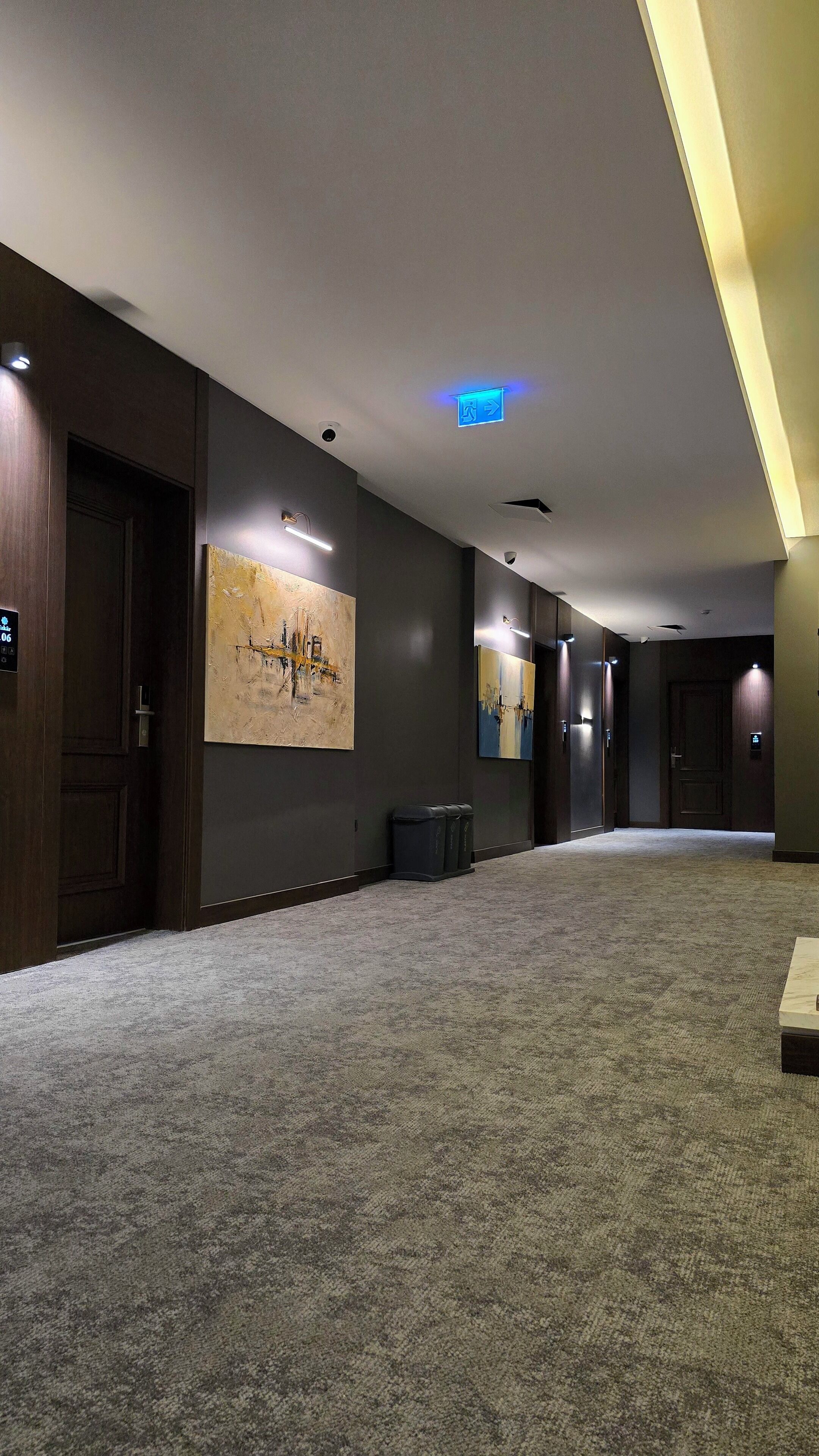 Ezkar Hotel
