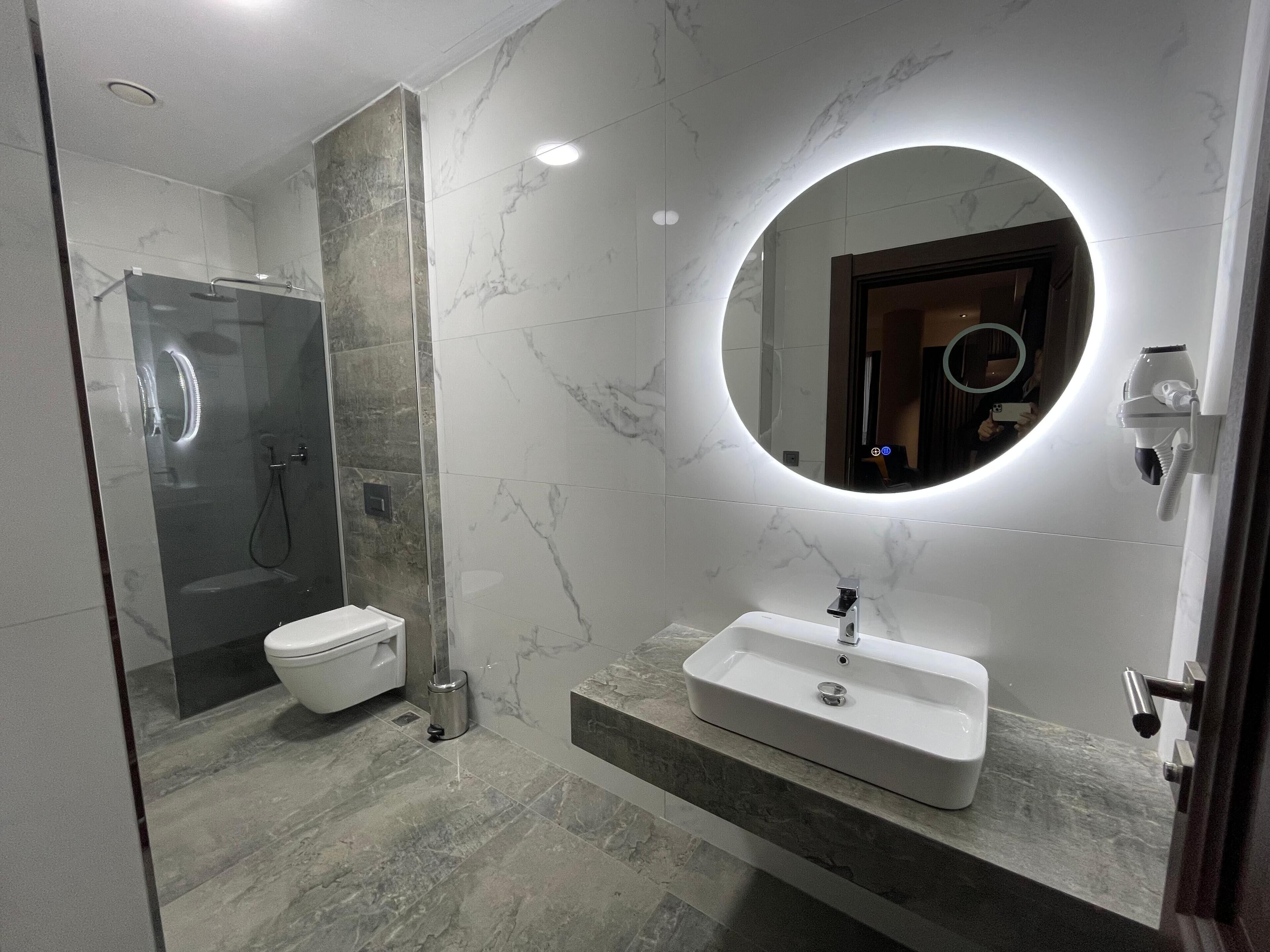 Ezkar Hotel
