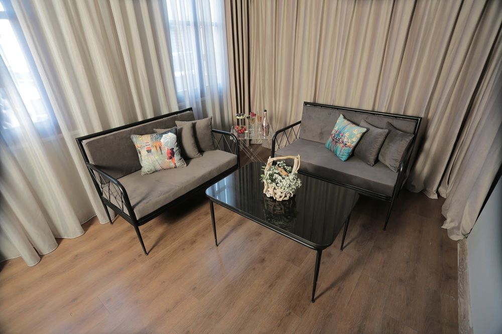 Ferman Pera Hotel