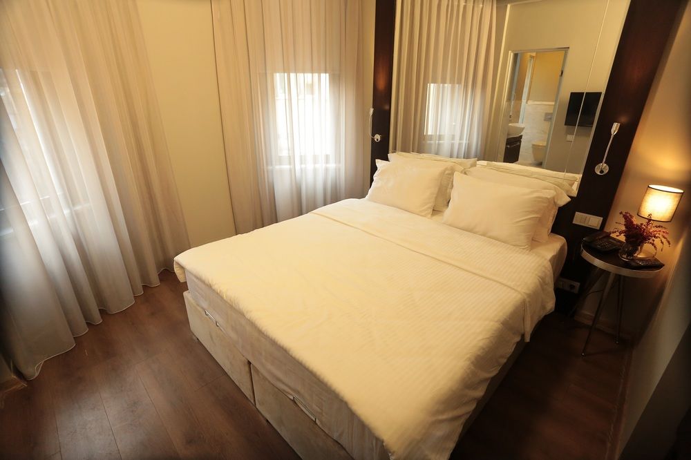 Ferman Pera Hotel