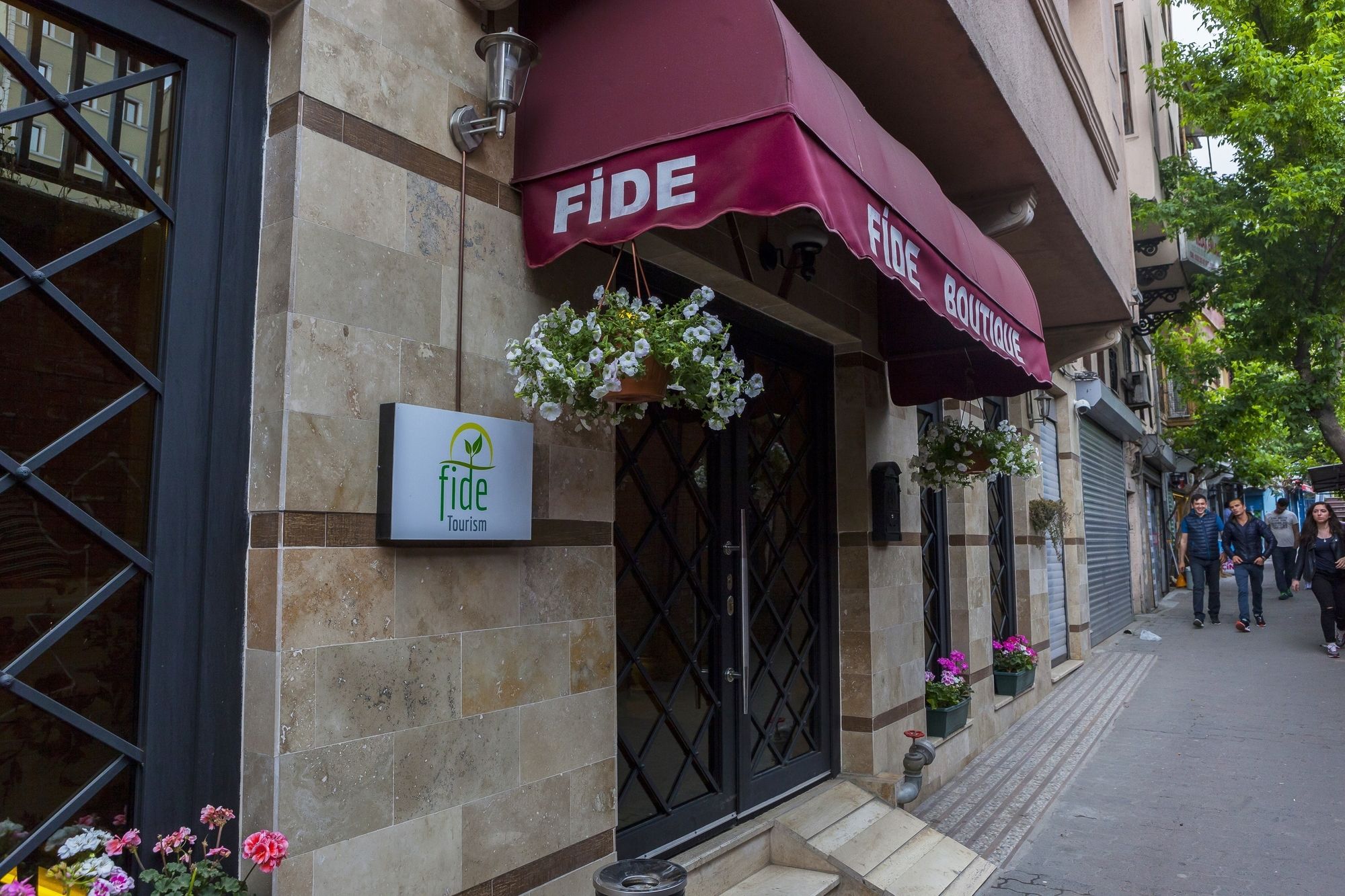 Fide Hotel