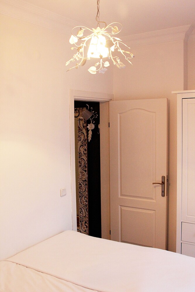 Frida Suites And Aparts