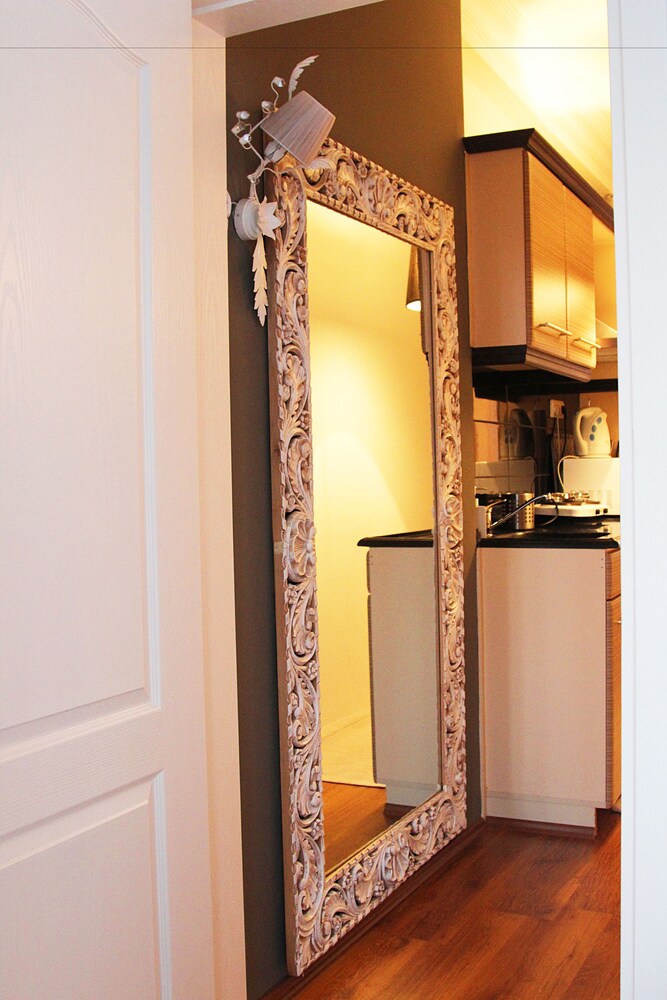 Frida Suites And Aparts