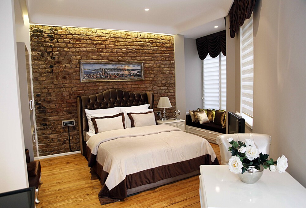 Frida Suites And Aparts