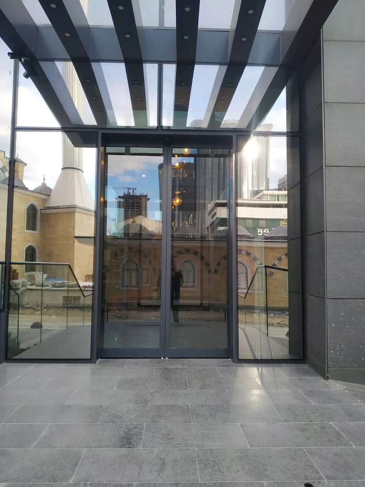 Fujer Suites & Hotel