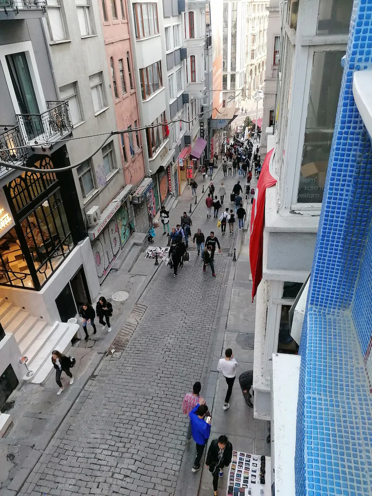 Galata Waterfall Apartment
