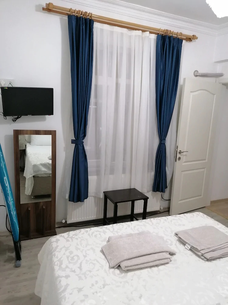 Galata Waterfall Apartment