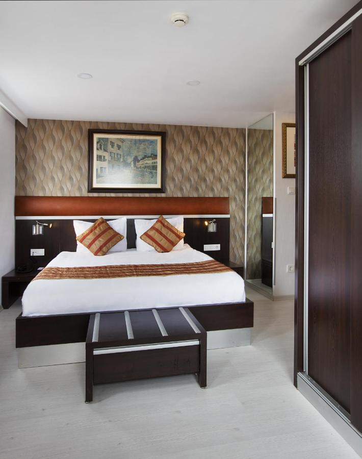 Gallery Residence