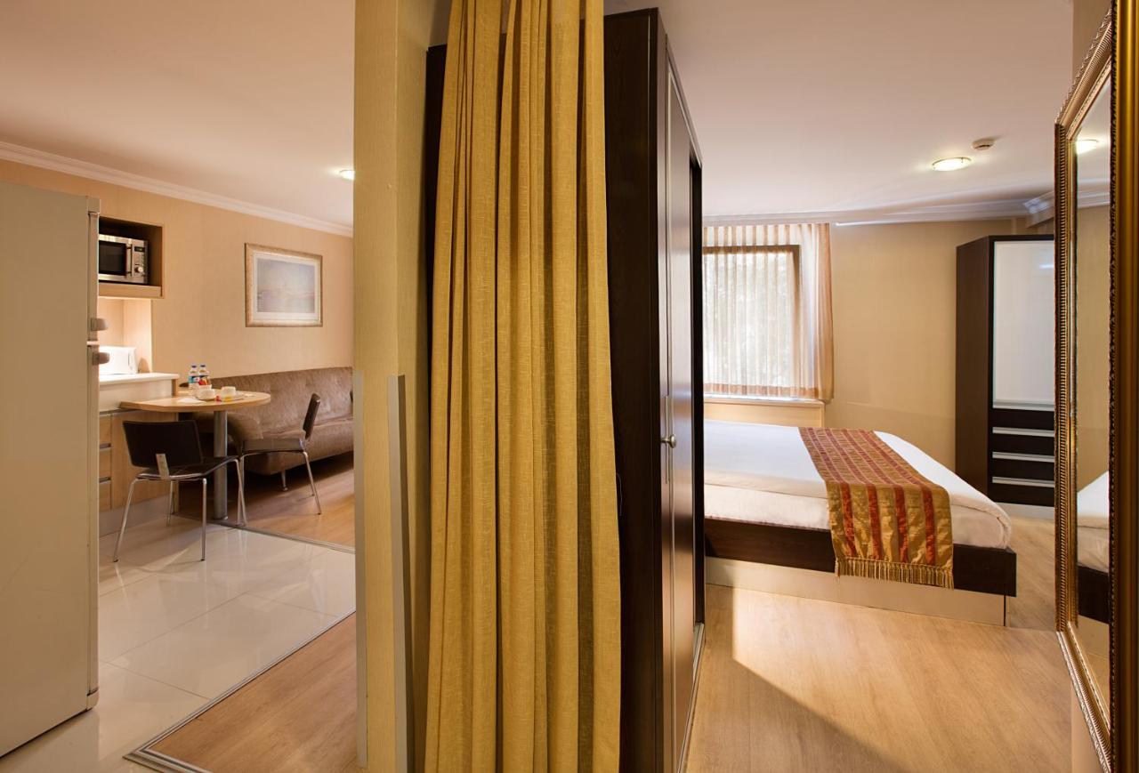Gallery Residence