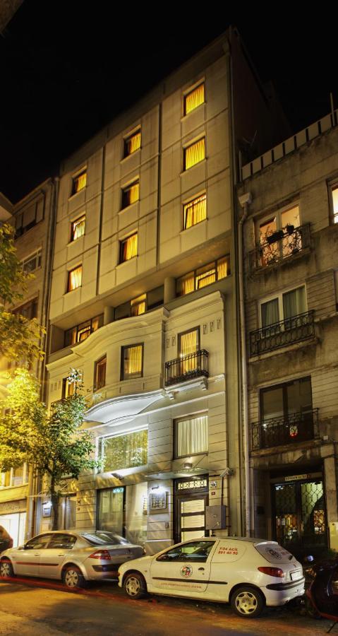 Gallery Residence