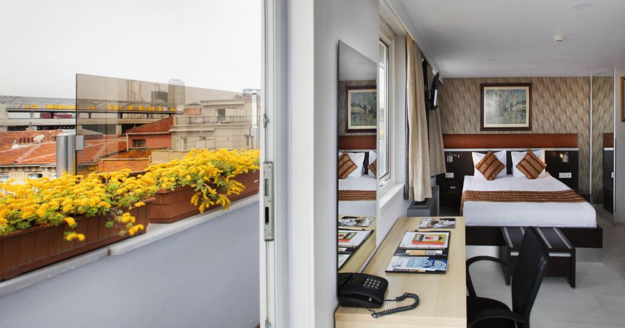 Gallery Residence