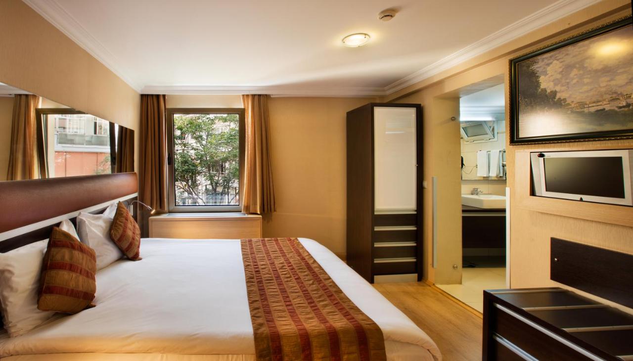 Gallery Residence