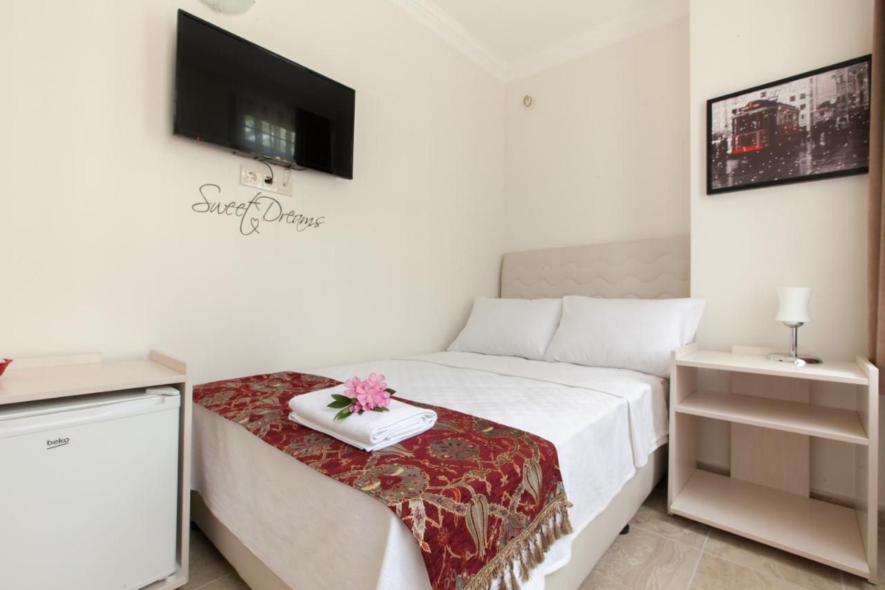 Galley Hotel