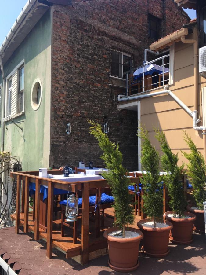 Galley Hotel
