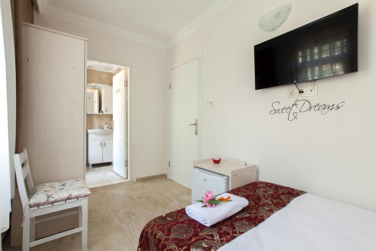 Galley Hotel