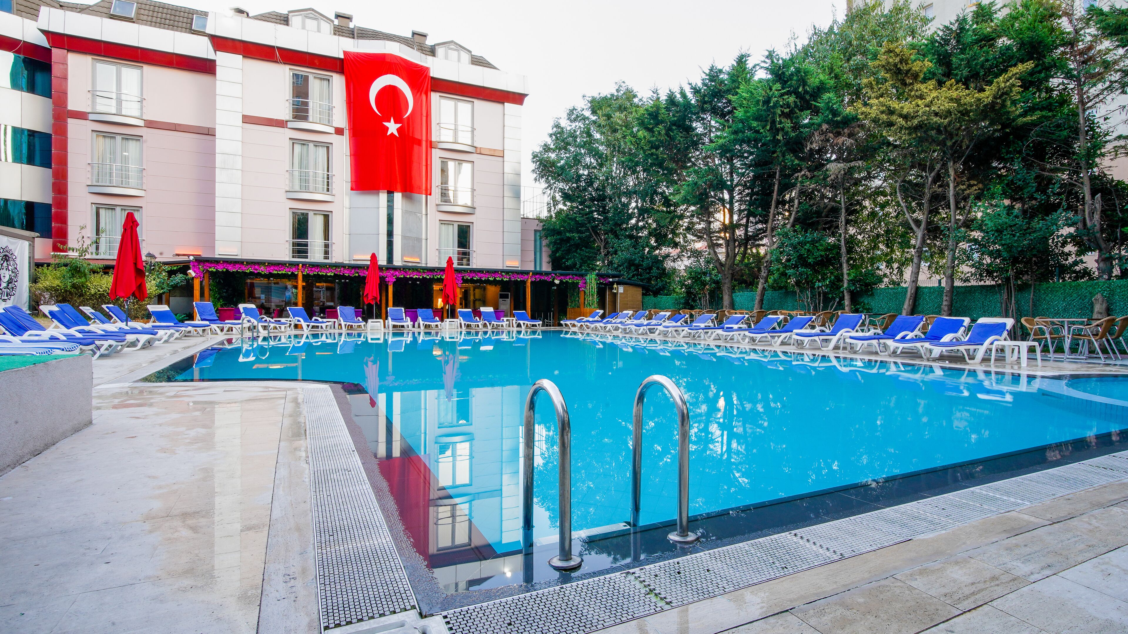 Gardan Hotel