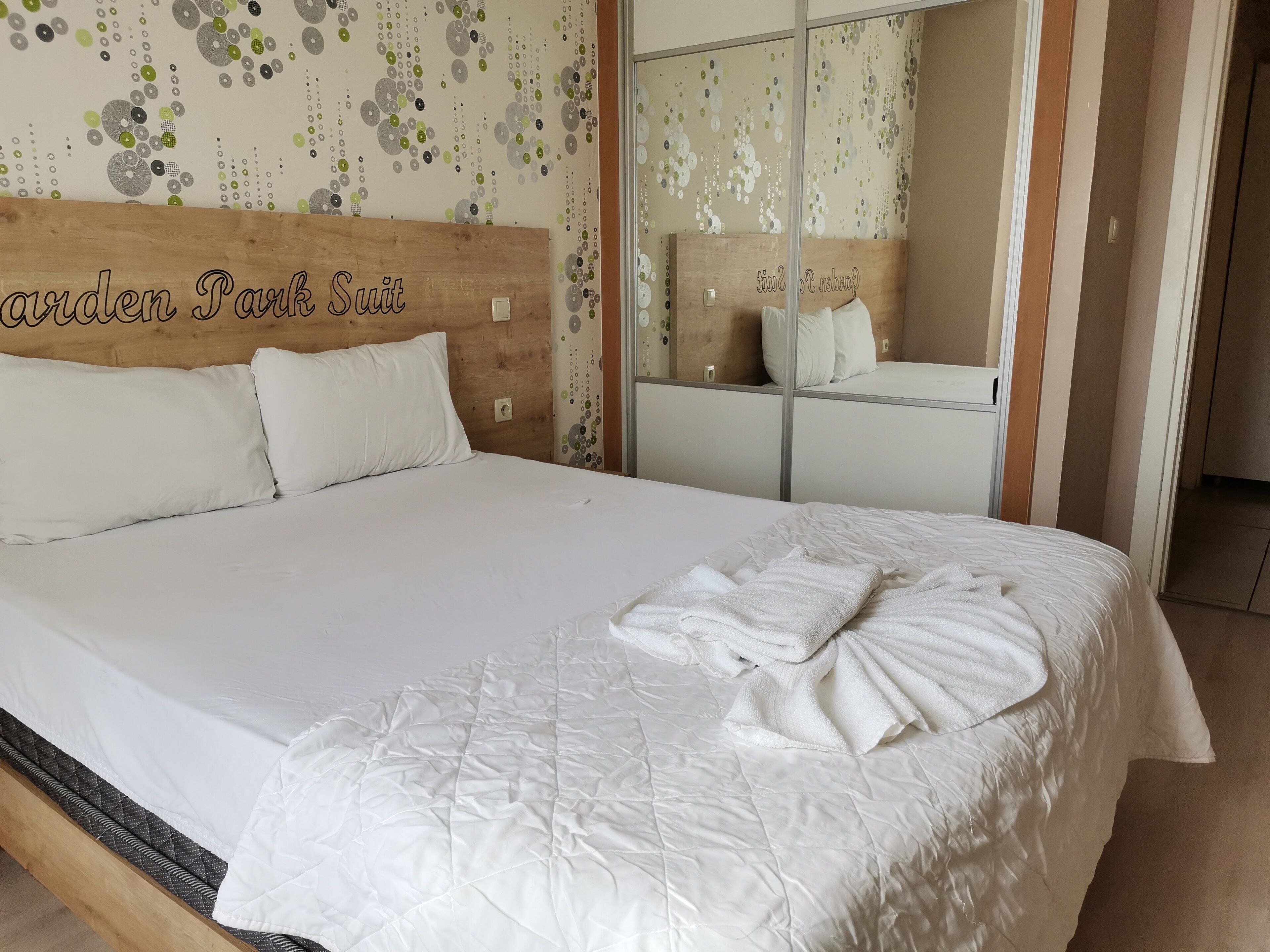 Garden Park Hotel