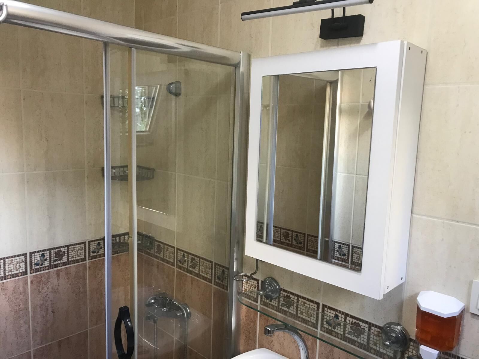 Garden Suite Hotel